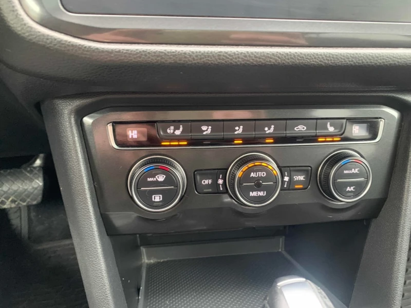 VW Tiguan * Highline * CARFAX * БЕЗ ПЪРВОНАЧАЛНА ВНОСКА, снимка 10 - Автомобили и джипове - 52958814