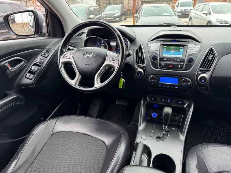 Hyundai IX35 АВТОМАТ-ФУЛЛЛЛ, снимка 13 - Автомобили и джипове - 53180403