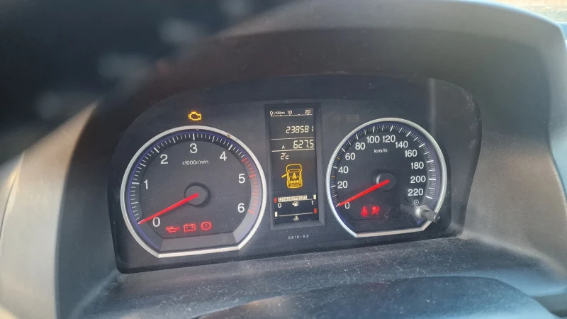 Honda Cr-v, снимка 4 - Автомобили и джипове - 53181519