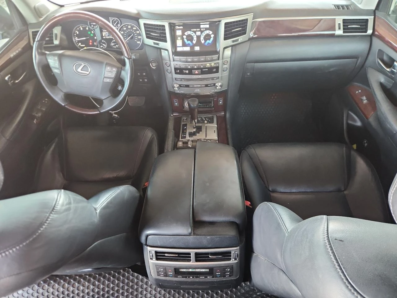 Lexus LX 570 2015 LEXUS LX 570 - изображение 9