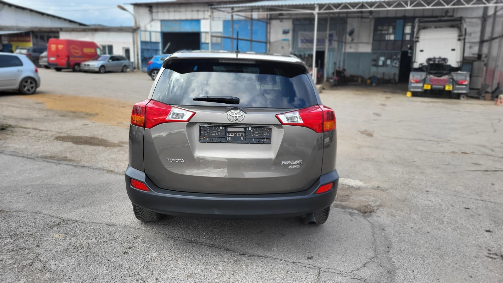 Toyota Rav4 2.0i - изображение 6