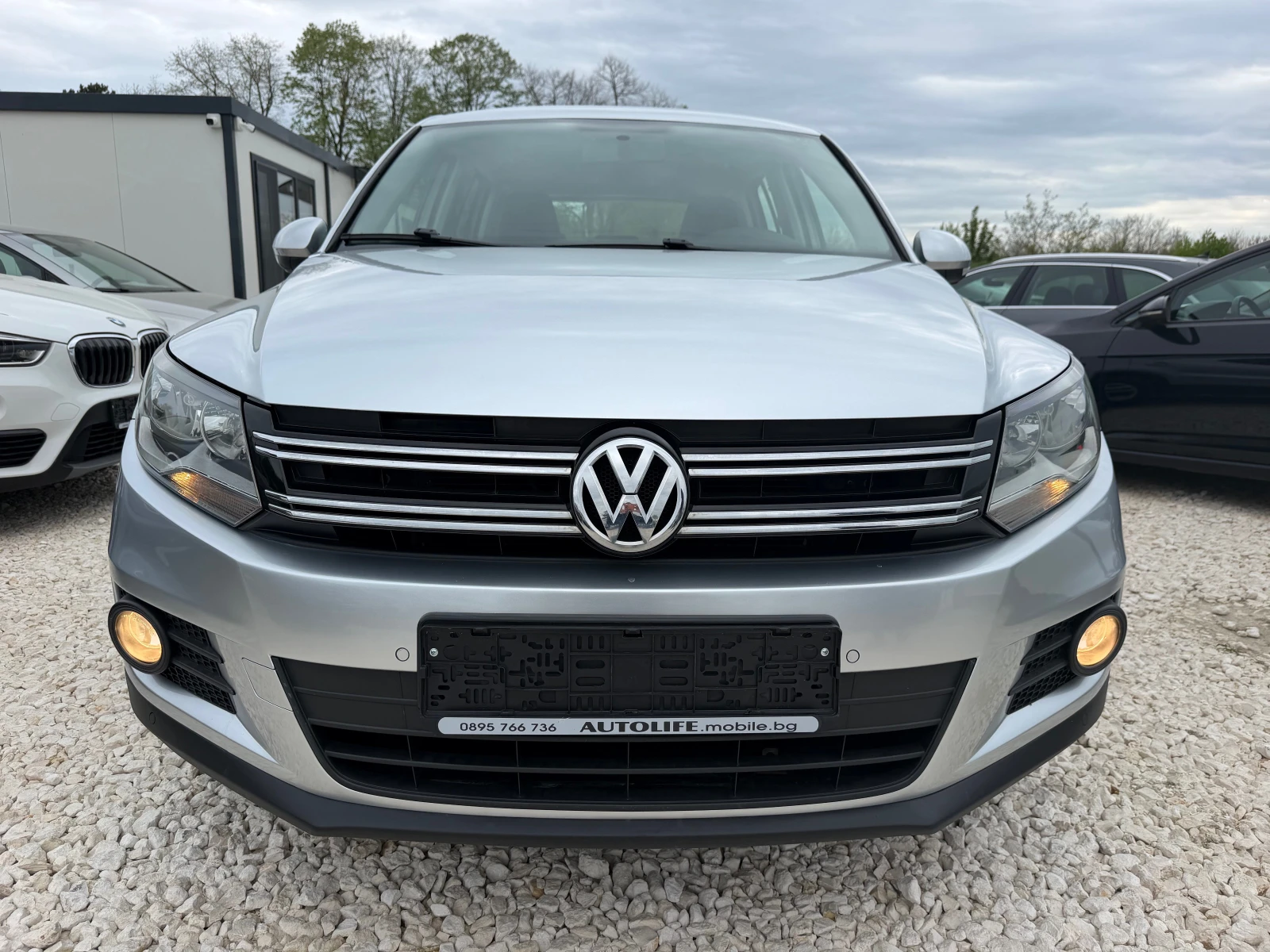 VW Tiguan FACELIFT 2.0TDI-140 BzluEMOTION TECH., снимка 5 - Автомобили и джипове - 54357711