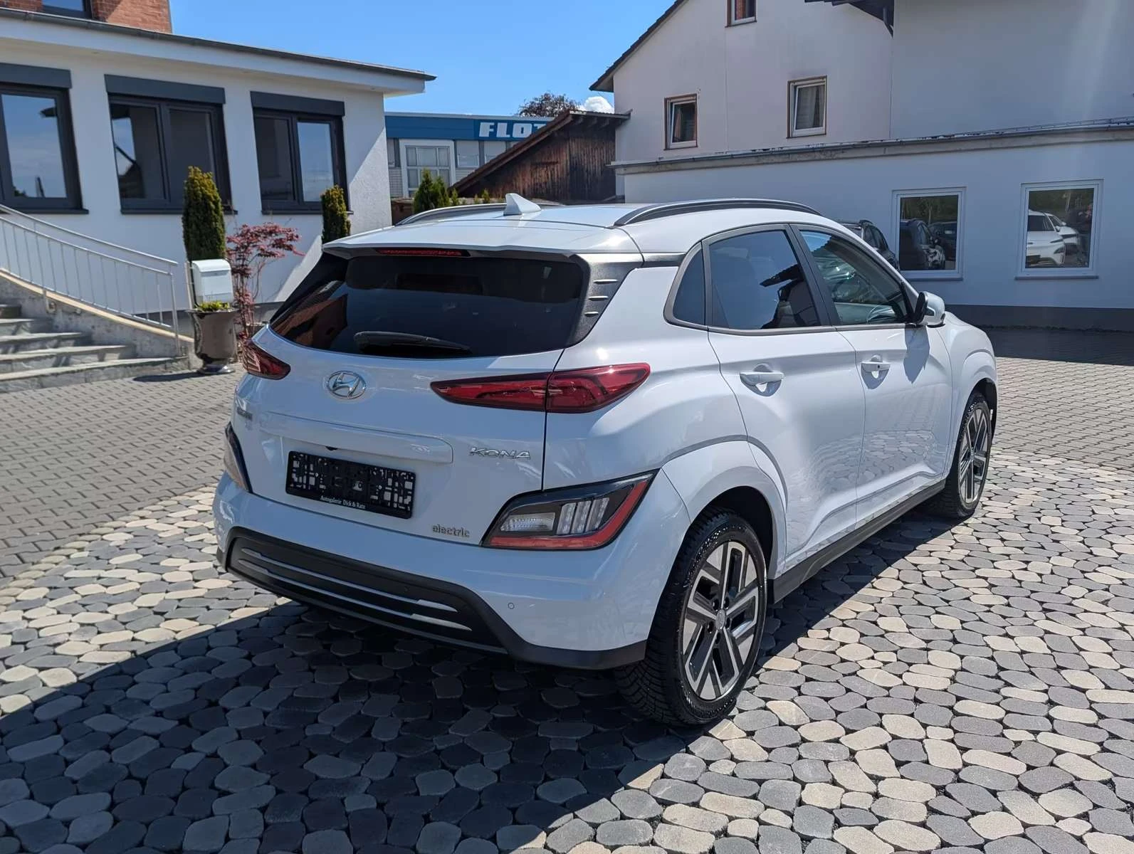 Hyundai Kona EV 98000KM. 64KW/h 204 k.с.  ТЕРМО ПОМПА, ГАРАНЦИЯ, снимка 4 - Автомобили и джипове - 54882793
