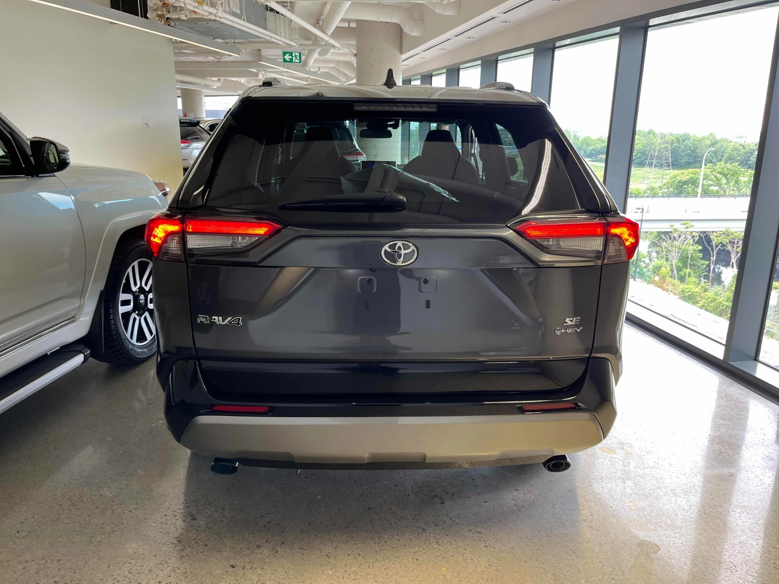 Toyota Rav4 Hybrid SE * ПАНОРАМА * 2 КЛЮЧА * CARFAX, снимка 5 - Автомобили и джипове - 55157770