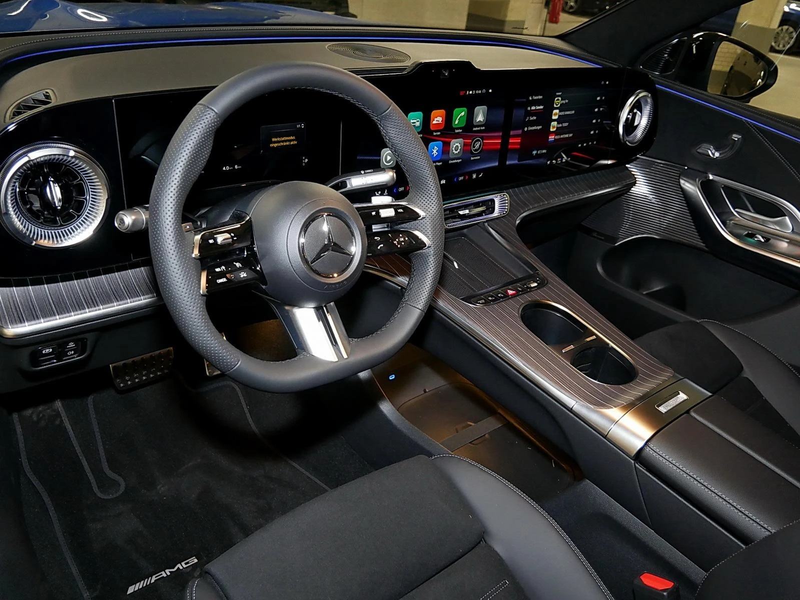 Mercedes-Benz GLC 400 AMG / 4 MATIC / SUPERSCREEN / BURM / PANO / NIGHT, снимка 6 - Автомобили и джипове - 55233333