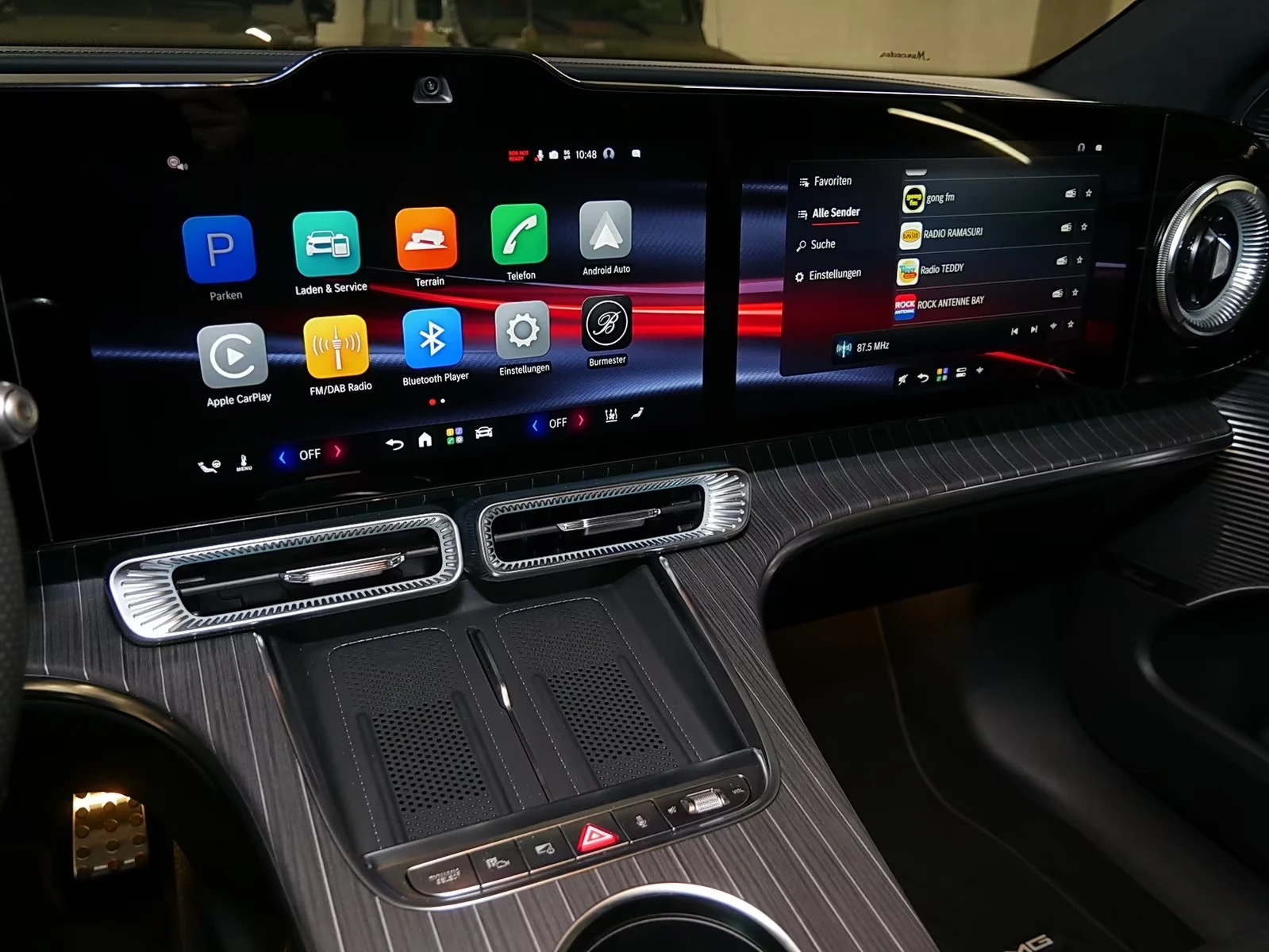 Mercedes-Benz GLC 400 AMG / 4 MATIC / SUPERSCREEN / BURM / PANO / NIGHT, снимка 10 - Автомобили и джипове - 55233333