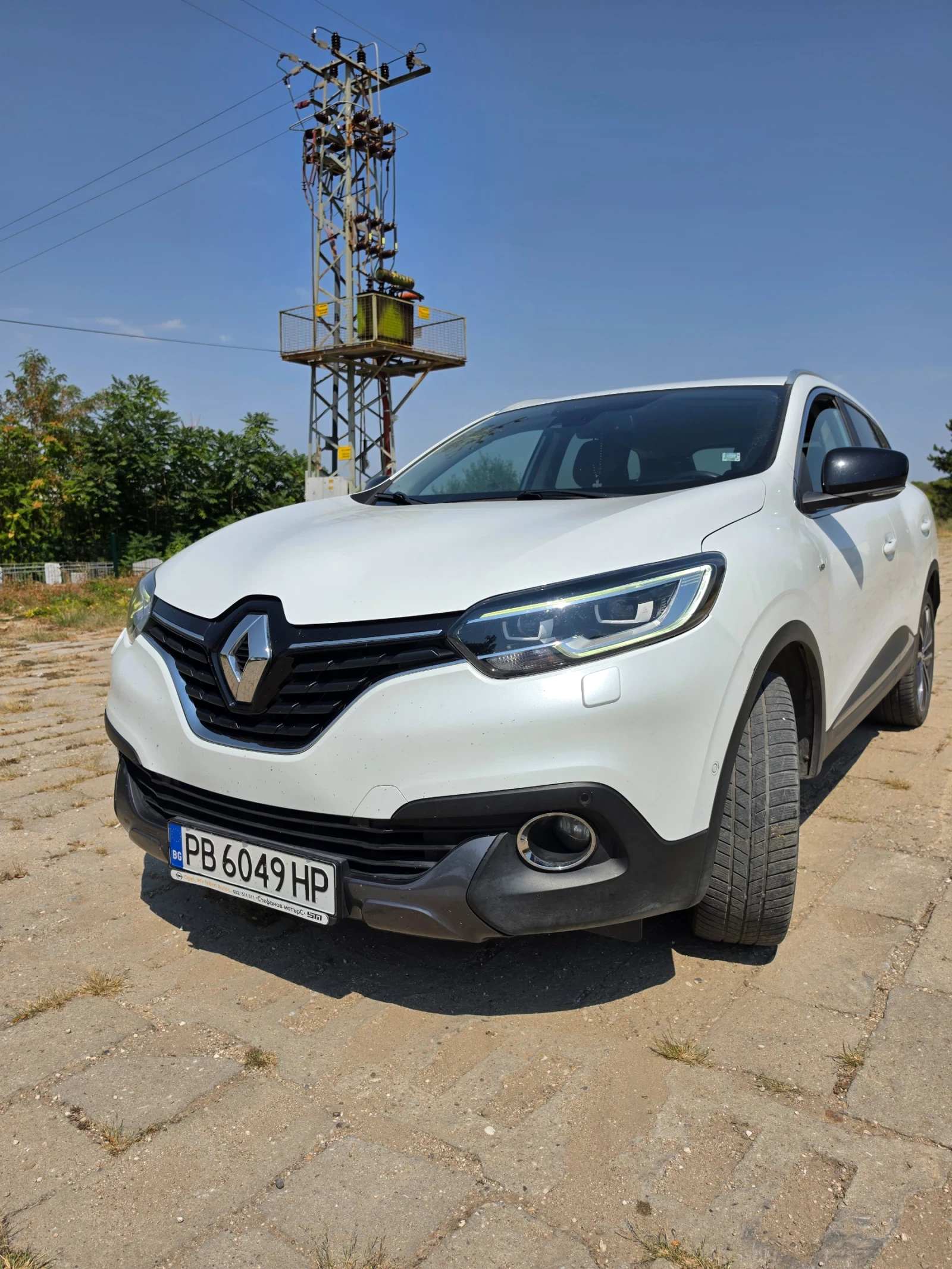 Renault Kadjar 1.6DCI Bose edition, снимка 2 - Автомобили и джипове - 55769727
