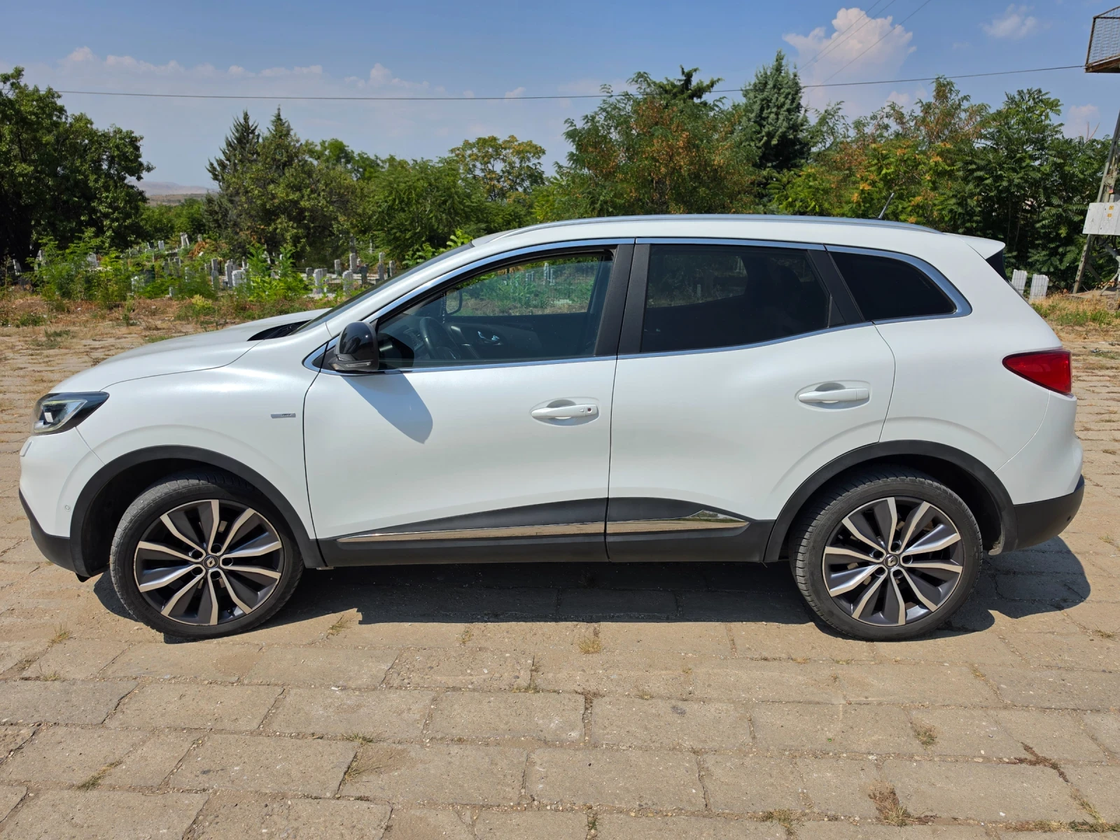 Renault Kadjar 1.6DCI Bose edition, снимка 5 - Автомобили и джипове - 55769727