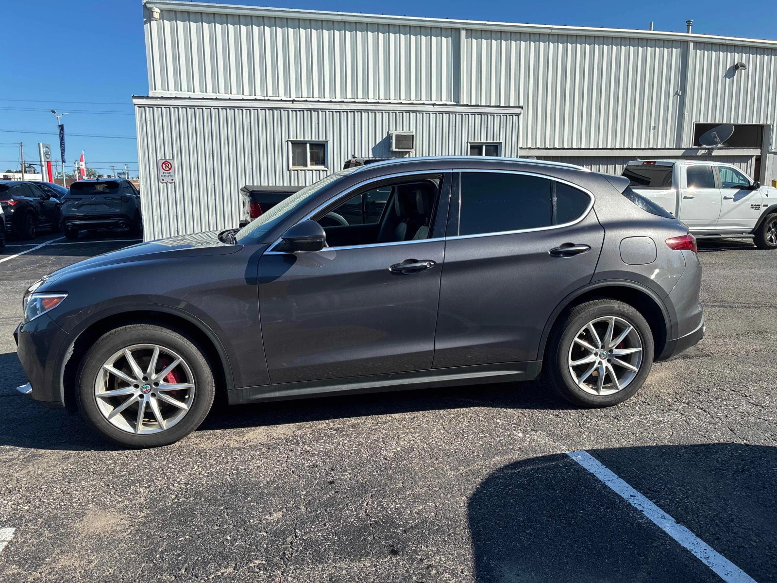 Alfa Romeo Stelvio TI* AWD* ПЪЛНА ИСТОРИЯ, снимка 2 - Автомобили и джипове - 55932118