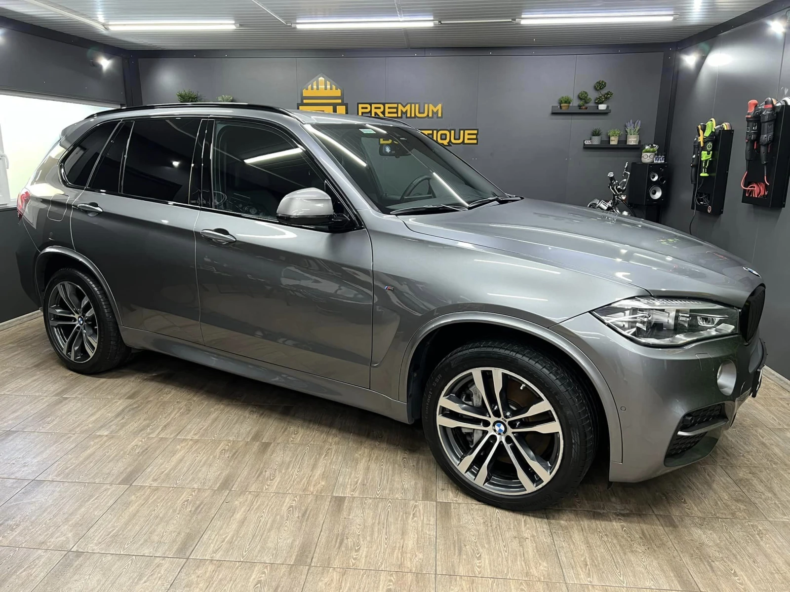 BMW X5 M50D