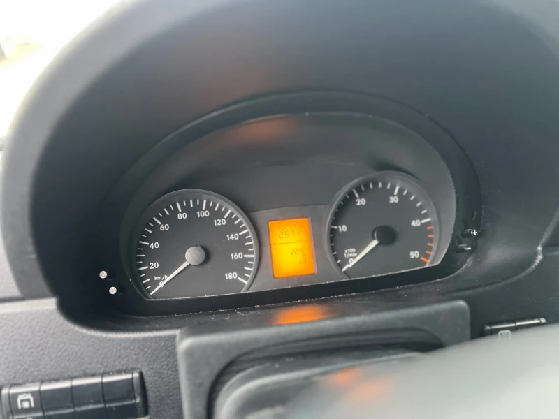 Mercedes-Benz Sprinter 315 Пътнически , 9 МЕСТА , КЛИМА, снимка 11 - Бусове и автобуси - 52679289