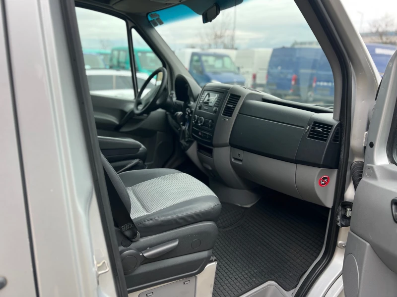 Mercedes-Benz Sprinter 315 Пътнически , 9 МЕСТА , КЛИМА, снимка 9 - Бусове и автобуси - 52679289