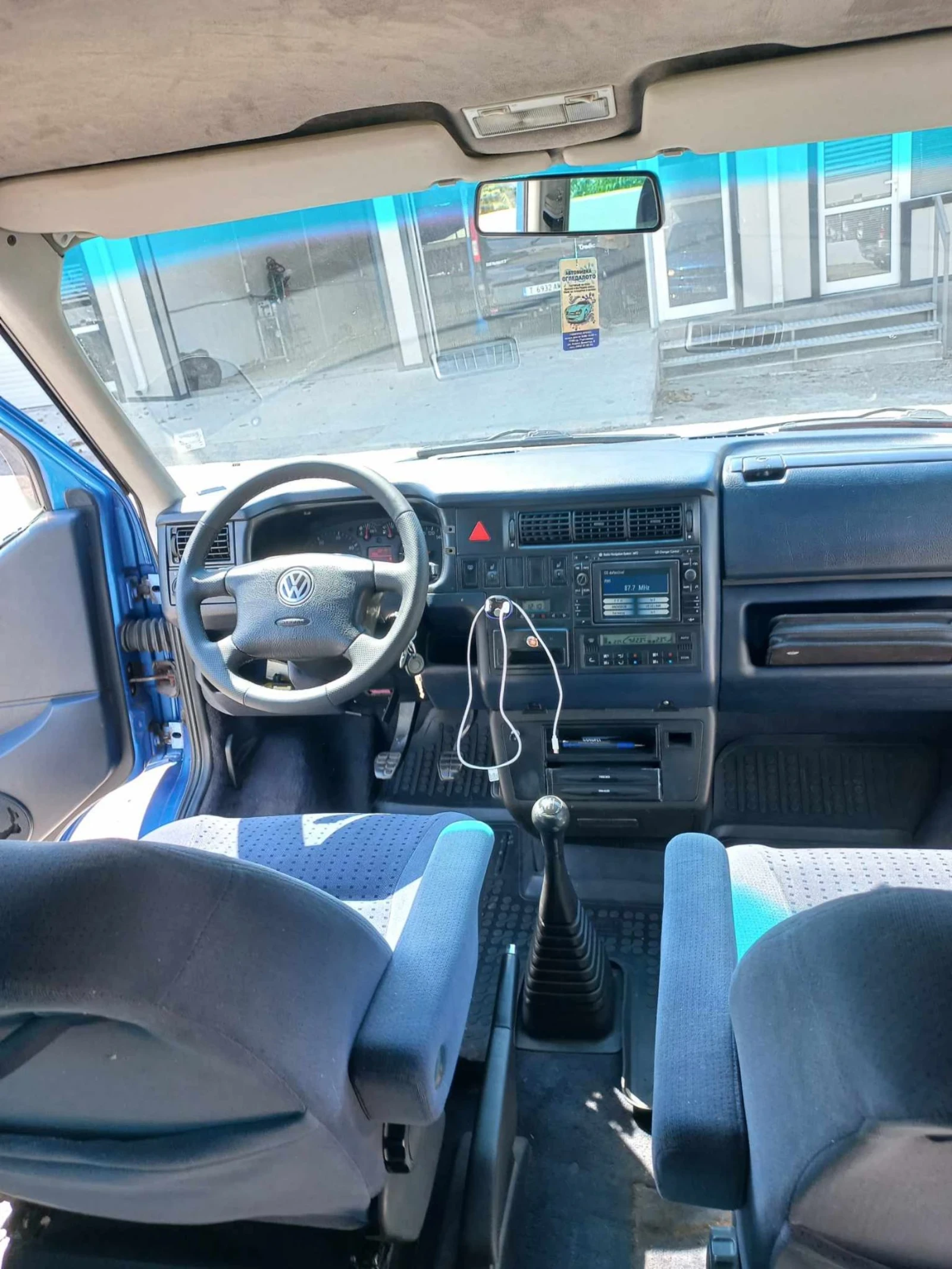 VW Caravelle  - изображение 7