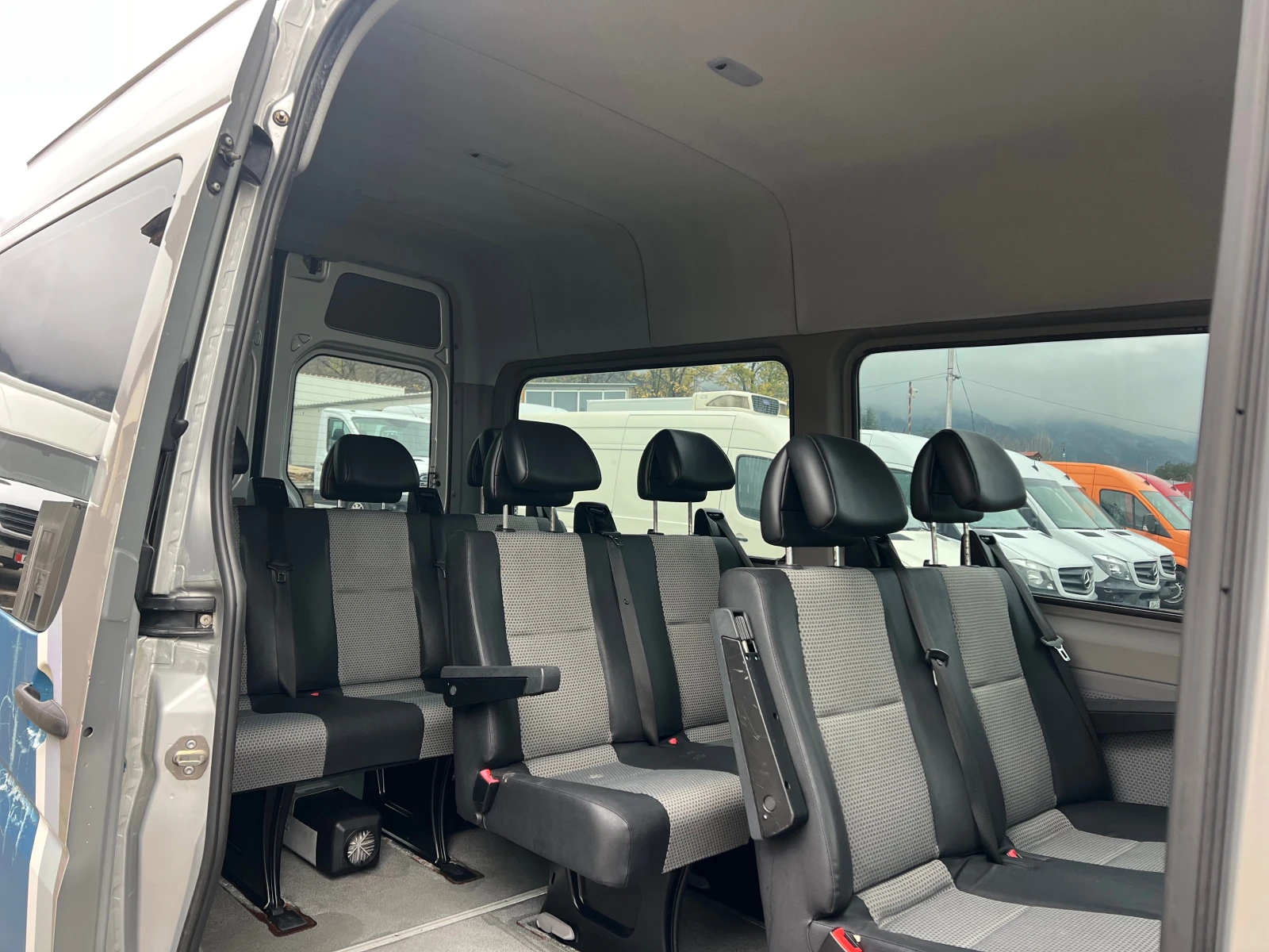 Mercedes-Benz Sprinter 315 Пътнически , 9 МЕСТА , КЛИМА - изображение 7