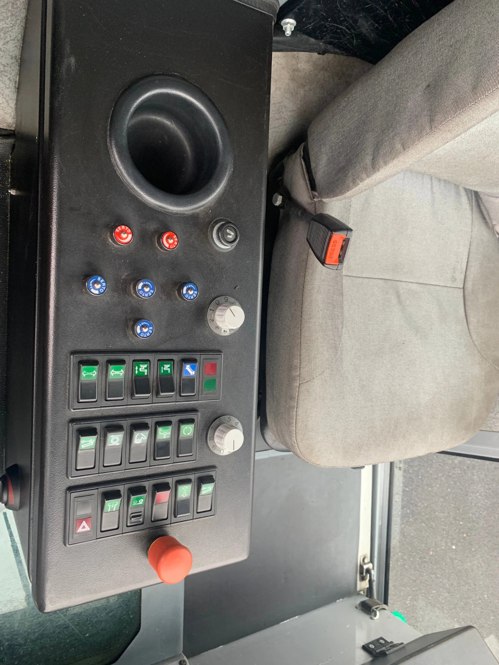 Bucher CityCat 5000 | Mobile.bg   15