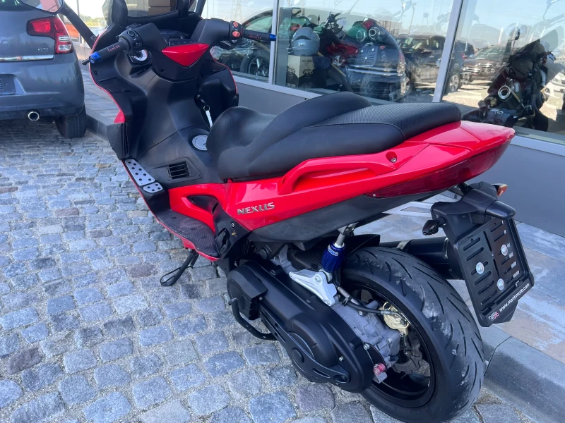 Gilera Nexus 300, снимка 6 - Мотоциклети и мототехника - 51524886