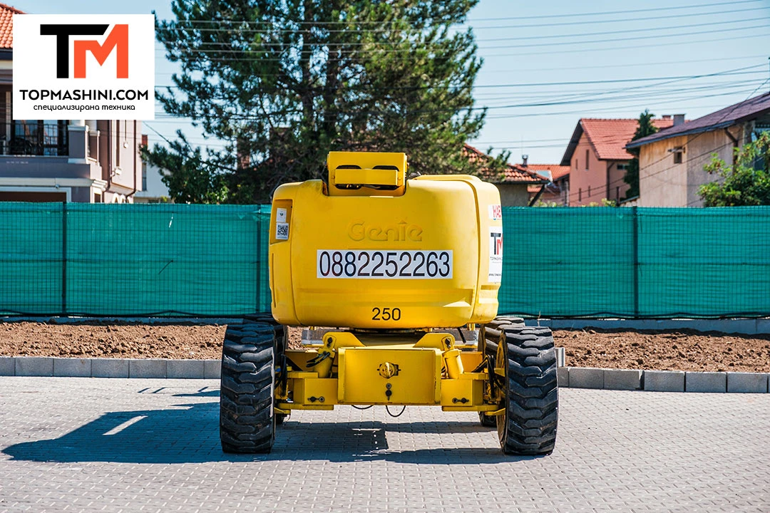 Автовишка Друга марка Genie Z45/25 JD 4WD, снимка 5 - Индустриална техника - 55486600