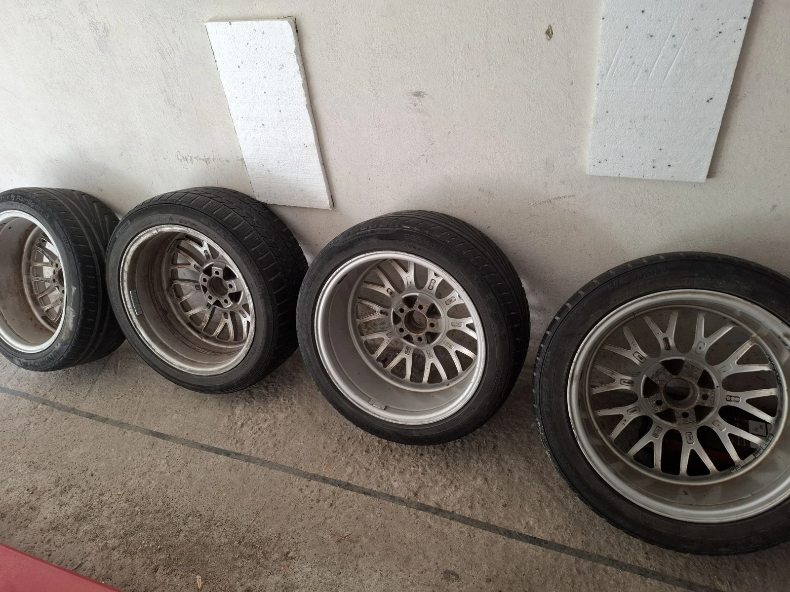 ���� � ������ 225/45R17 | Mobile.bg � ����������� 4