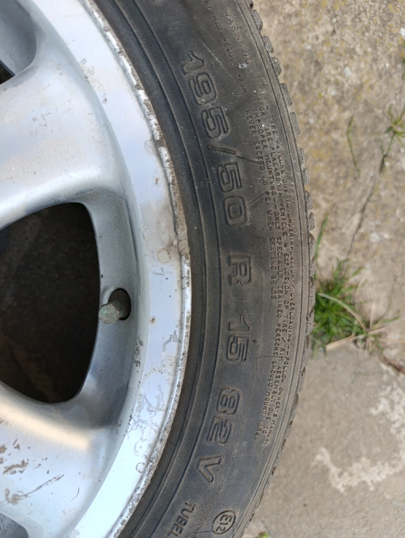 ���� � ������ 195/50R15 | Mobile.bg � ����������� 3