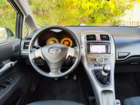 Toyota Auris 1.33vvti 103000km, снимка 12