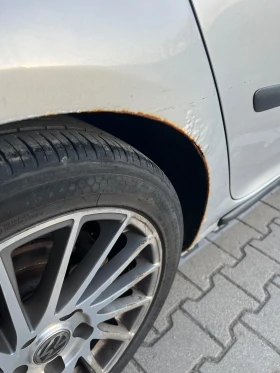 VW Golf 1, 9 TDI - 2000 € / 3911.66 лв. - 82499712 7