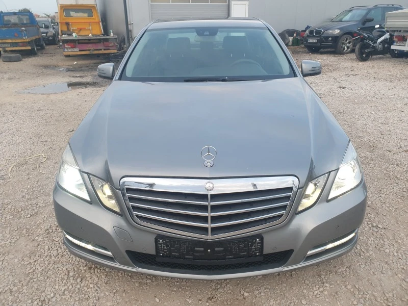 Mercedes-Benz E 250 Avangard, снимка 2 - Автомобили и джипове - 42797281