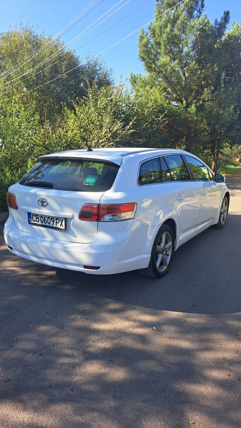 Toyota Avensis РЕАЛНИ КМ-АВТОМАТИК, снимка 4 - Автомобили и джипове - 47384883