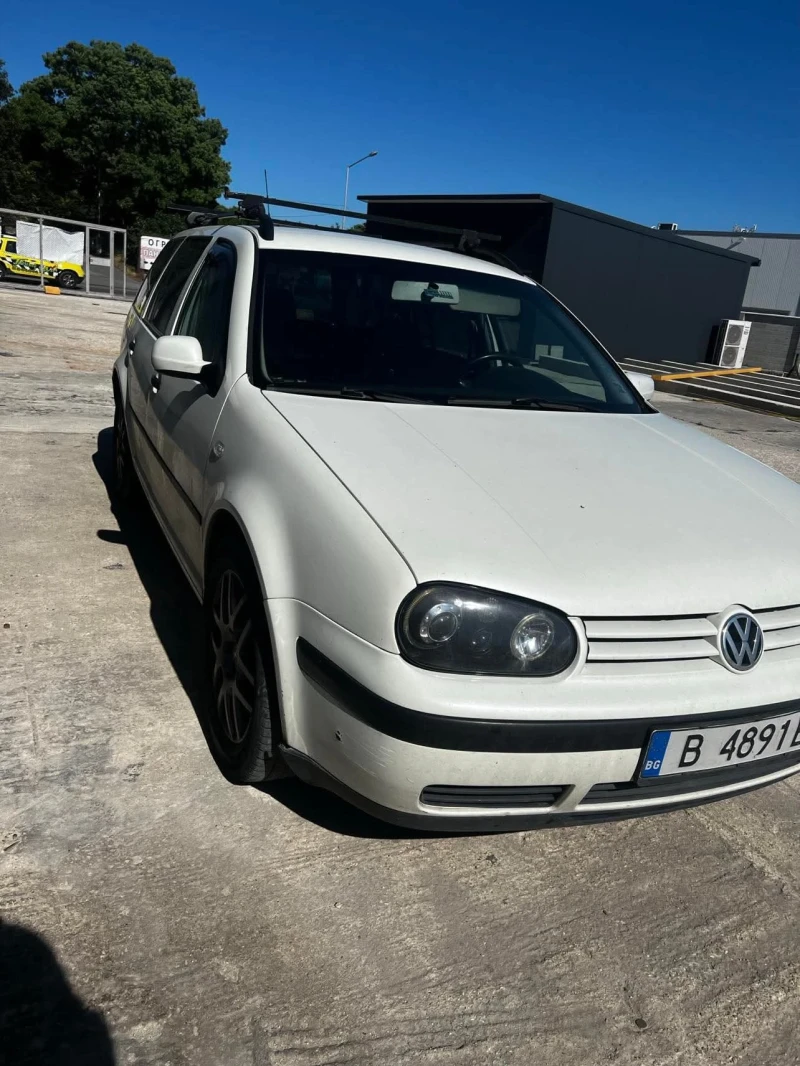 VW Golf, снимка 1 - Автомобили и джипове - 48735634