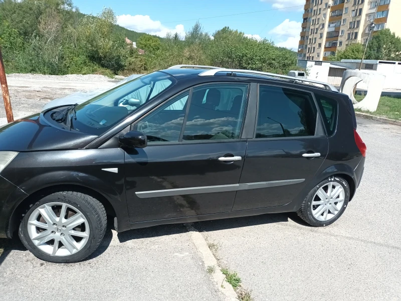 Renault Scenic 2.0 135 коня газ-бензин, снимка 1 - Автомобили и джипове - 48880669