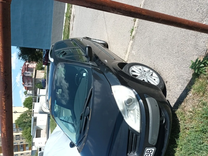 Renault Scenic 2.0 135 коня газ-бензин, снимка 2 - Автомобили и джипове - 48880669