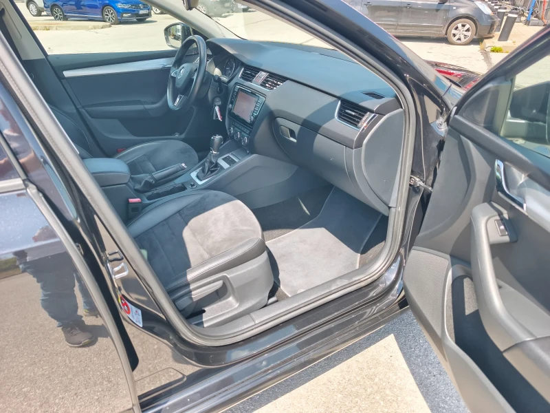 Skoda Octavia 1, 8TSi DSG 4x4 НАВИГАЦИЯ САМО ПАРКИРАНЕ ШВЕЙЦАРИЯ, снимка 11 - Автомобили и джипове - 50034120