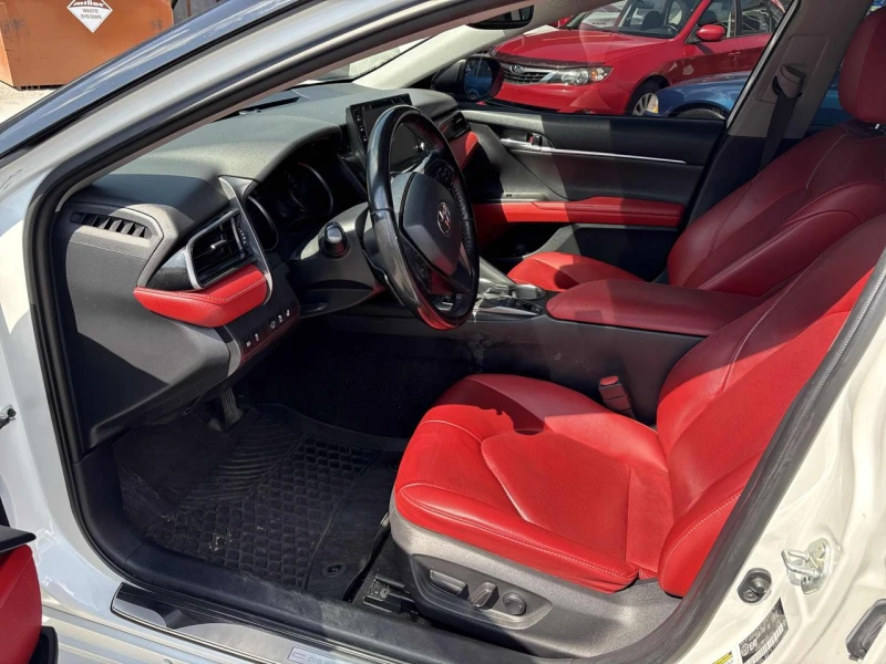 Toyota Camry AWD* XSE* Пано* Подгрев, снимка 7 - Автомобили и джипове - 52317722