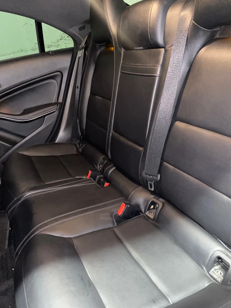 Mercedes-Benz CLA 220, снимка 13 - Автомобили и джипове - 52575027