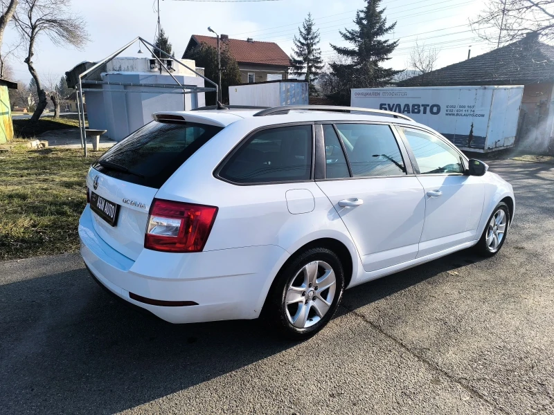 Skoda Octavia, снимка 6 - Автомобили и джипове - 52868895