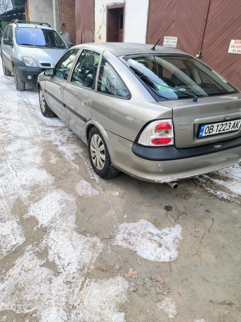 Opel Vectra B, снимка 3 - Автомобили и джипове - 53181951