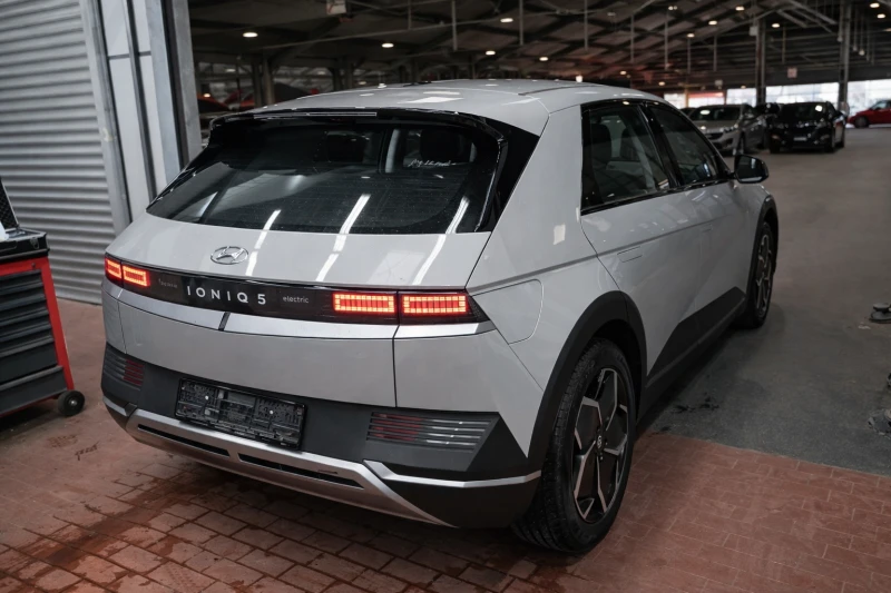 Hyundai Ioniq 5 58 kWh DYNAMIQ Ambient/Termopompa/Pixel Led, снимка 3 - Автомобили и джипове - 53276353