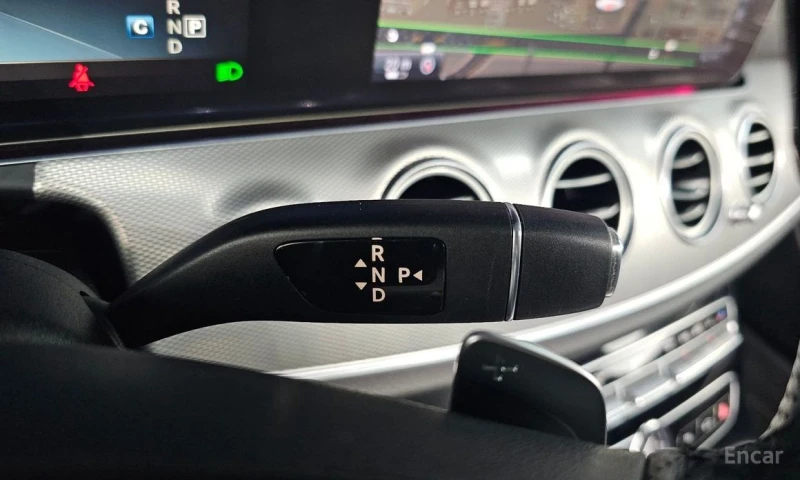 Mercedes-Benz E 350, снимка 9 - Автомобили и джипове - 53277472