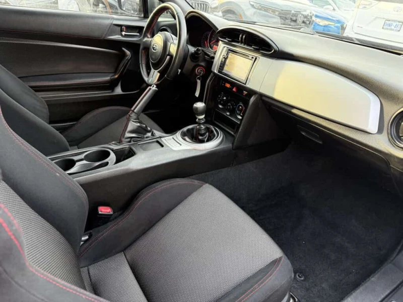 Subaru BRZ * 2dr Coupe Manual * CARFAX * ЦЕНА ДО БГ, снимка 15 - Автомобили и джипове - 53524851