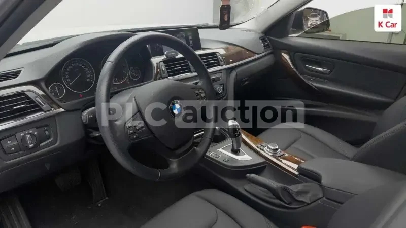 BMW 320 d | ПОДГРЕВ | КАМЕРА | ВКЛЮЧЕН ТЕХНОТЕСТ, снимка 3 - Автомобили и джипове - 54234990