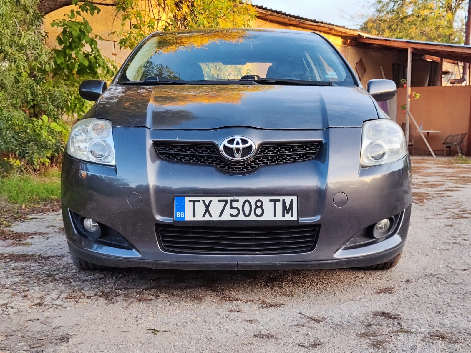 Toyota Auris 1.33vvti 103000km - изображение 3