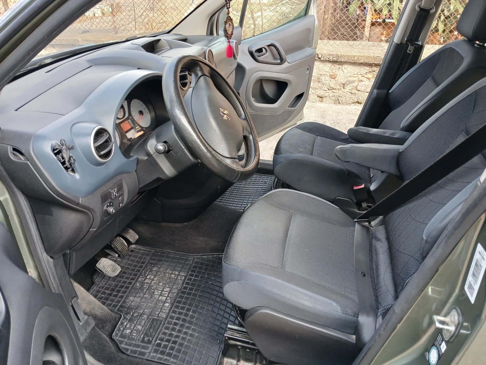 Peugeot Partner 1.6l 90hp бензин\газ - изображение 7
