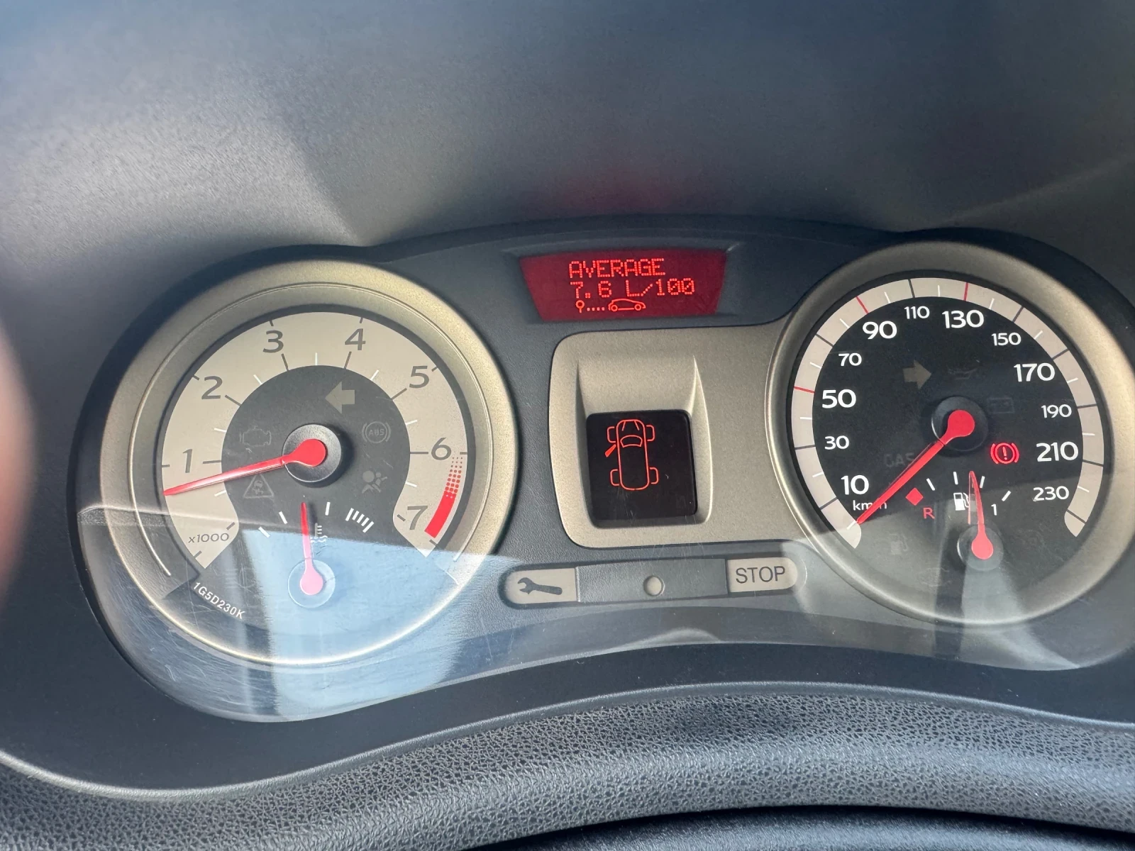 Renault Clio 1.4 98 ..   2006 . |   | Mobile.bg   14