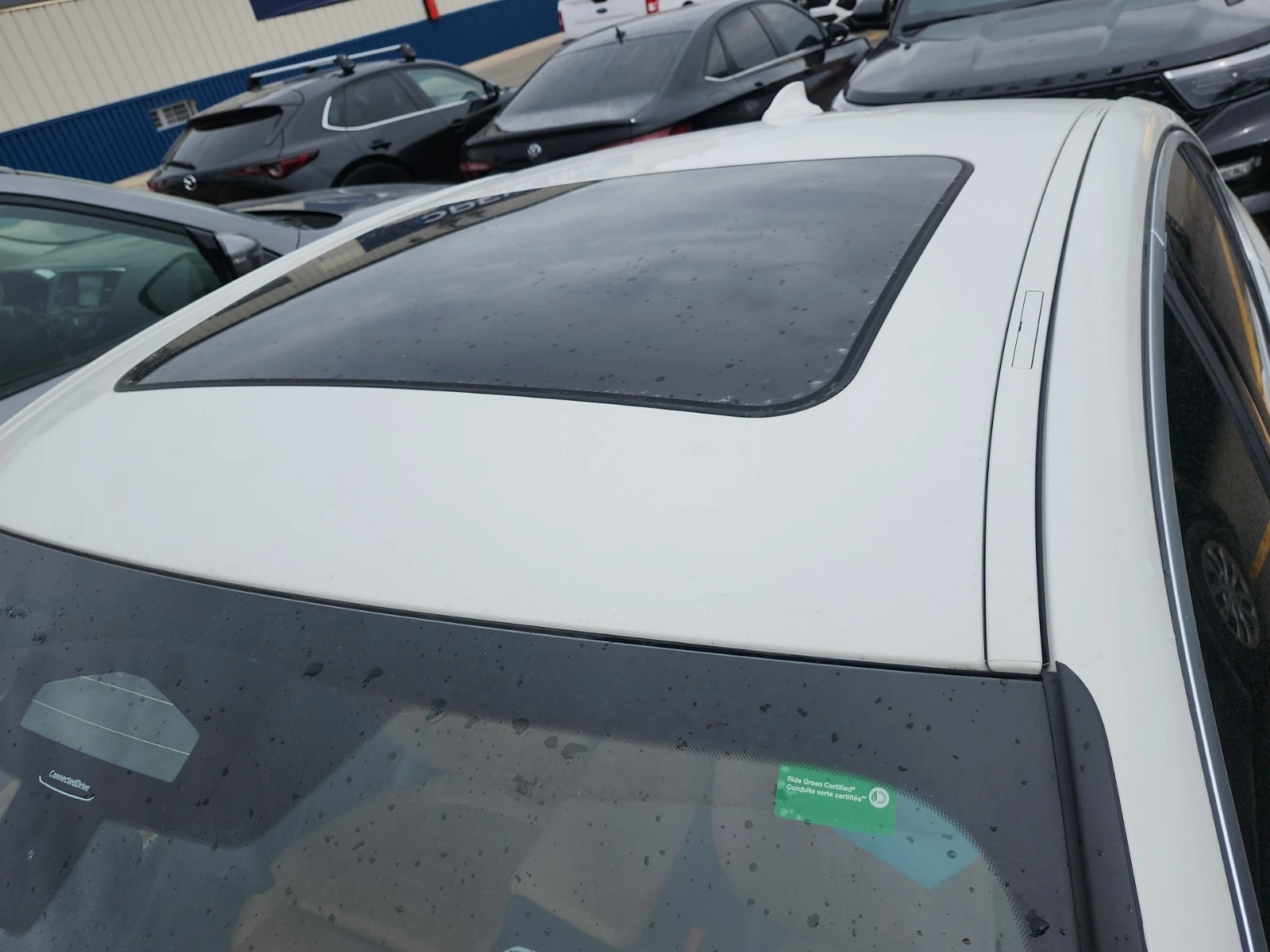 BMW 330 * XDRIVE* * АВТОКРЕДИТ* * ЦЕНА ДО БЪЛГАРИЯ*  - изображение 6