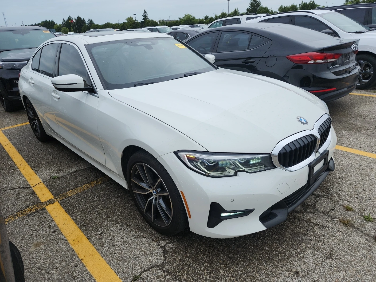 BMW 330 * XDRIVE* * АВТОКРЕДИТ* * ЦЕНА ДО БЪЛГАРИЯ*  - изображение 2