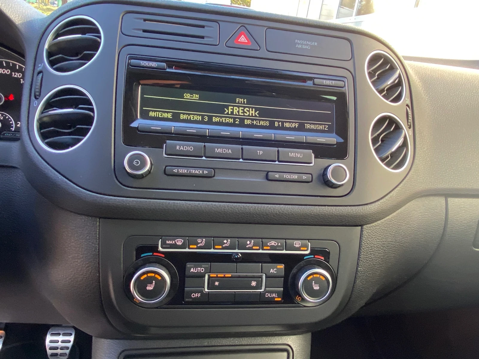 VW Golf Plus 1.6tdi Style | Mobile.bg   8