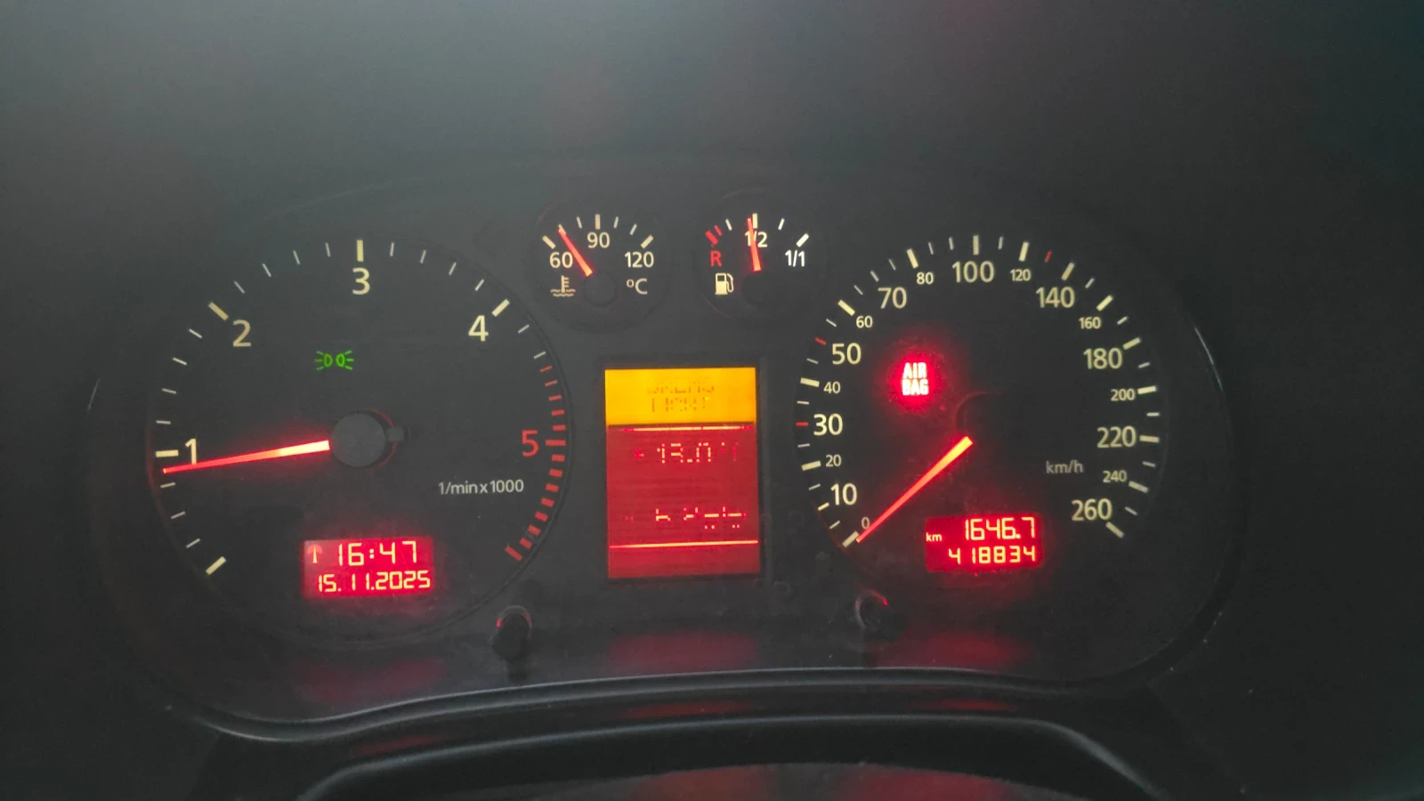 Audi A3 1.9 - изображение 10