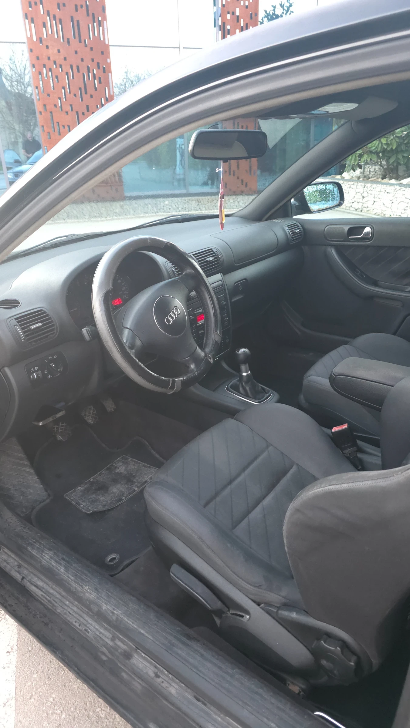 Audi A3 1.9 - изображение 7