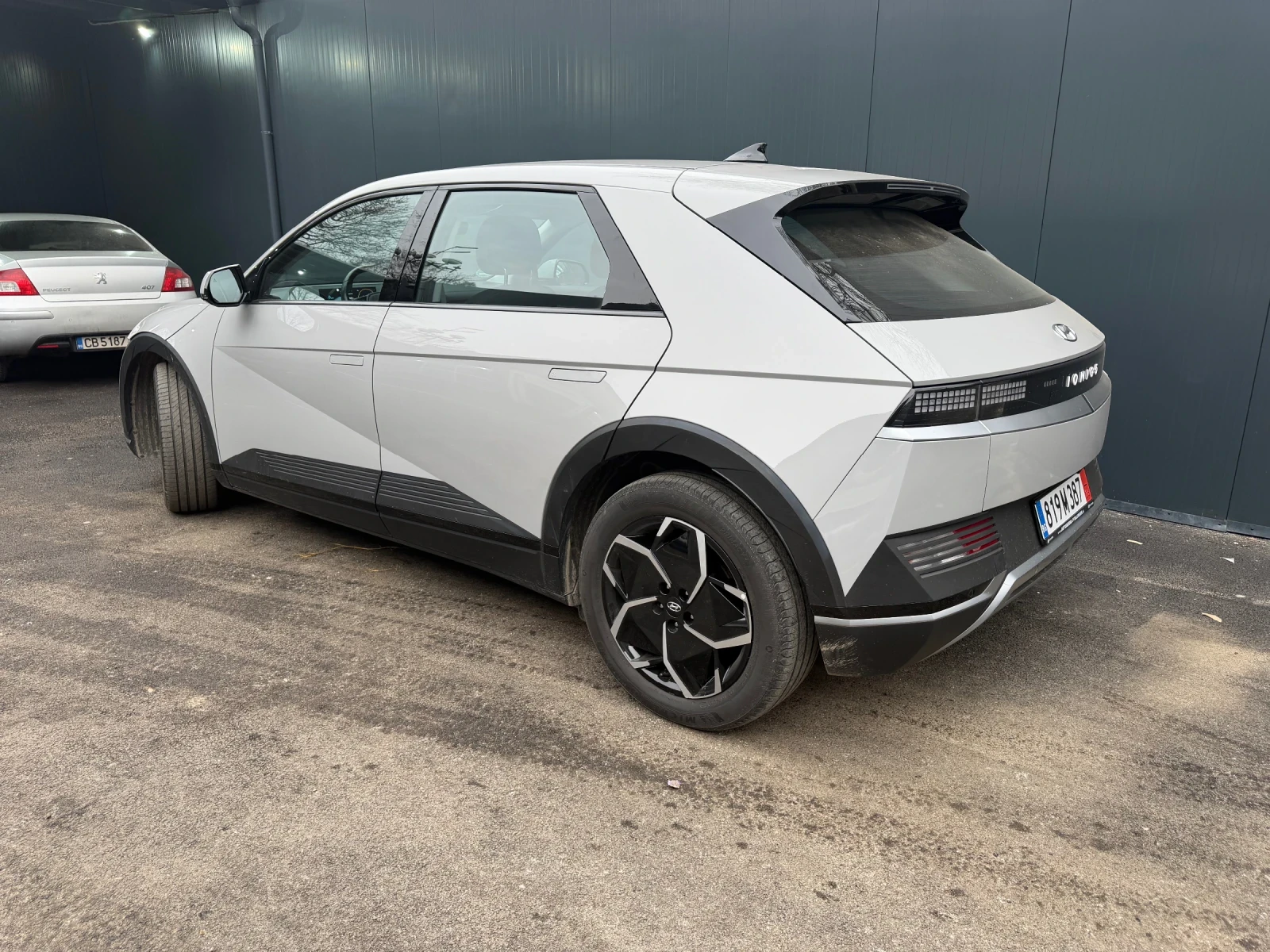 Hyundai Ioniq 5 58 kWh DYNAMIQ Nardo Grey/Termo/Pixel Led - изображение 3