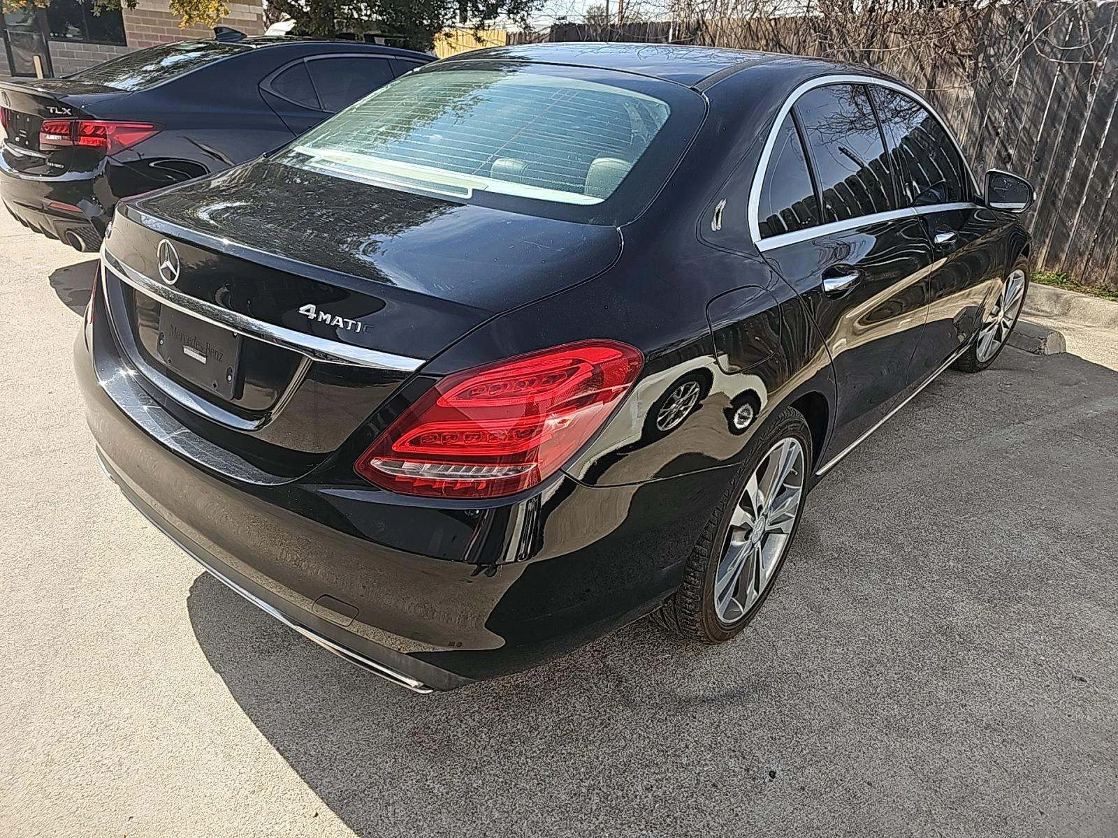 Mercedes-Benz C 300  - изображение 3