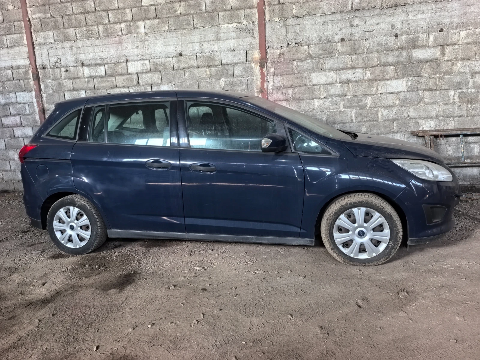 Ford Grand C-Max Нов Внос - изображение 2